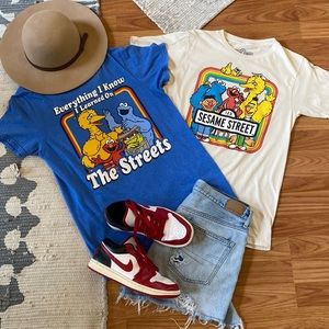 Sesame Street t shirt bundle size small